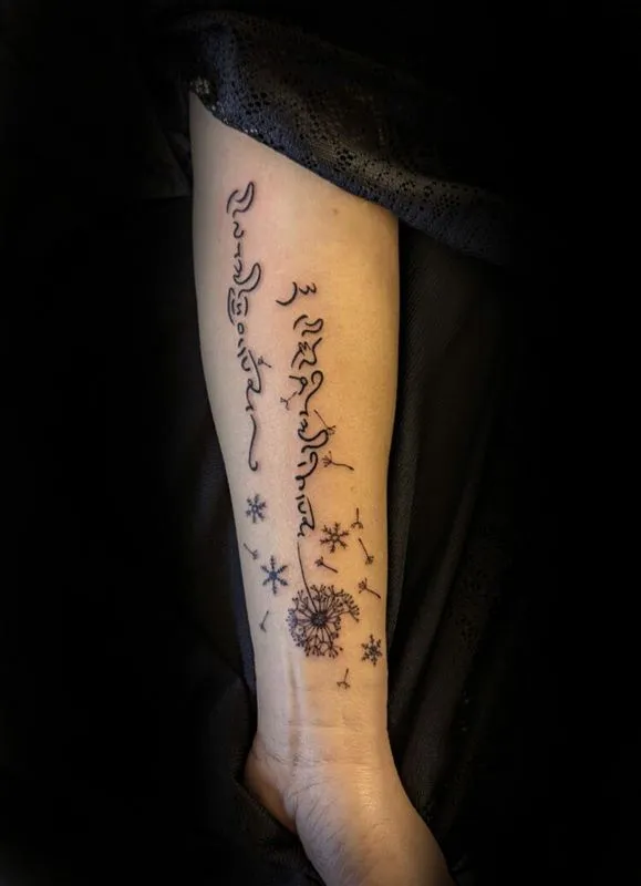 Tatouages avec écriture, Noaillan, Fragments d'Elle