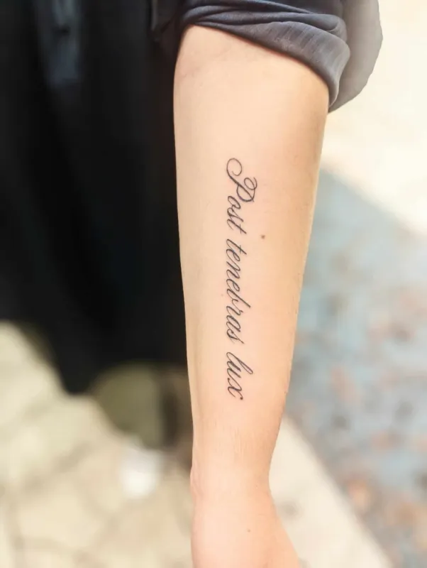 Tatouages avec écriture, Noaillan, Fragments d'Elle